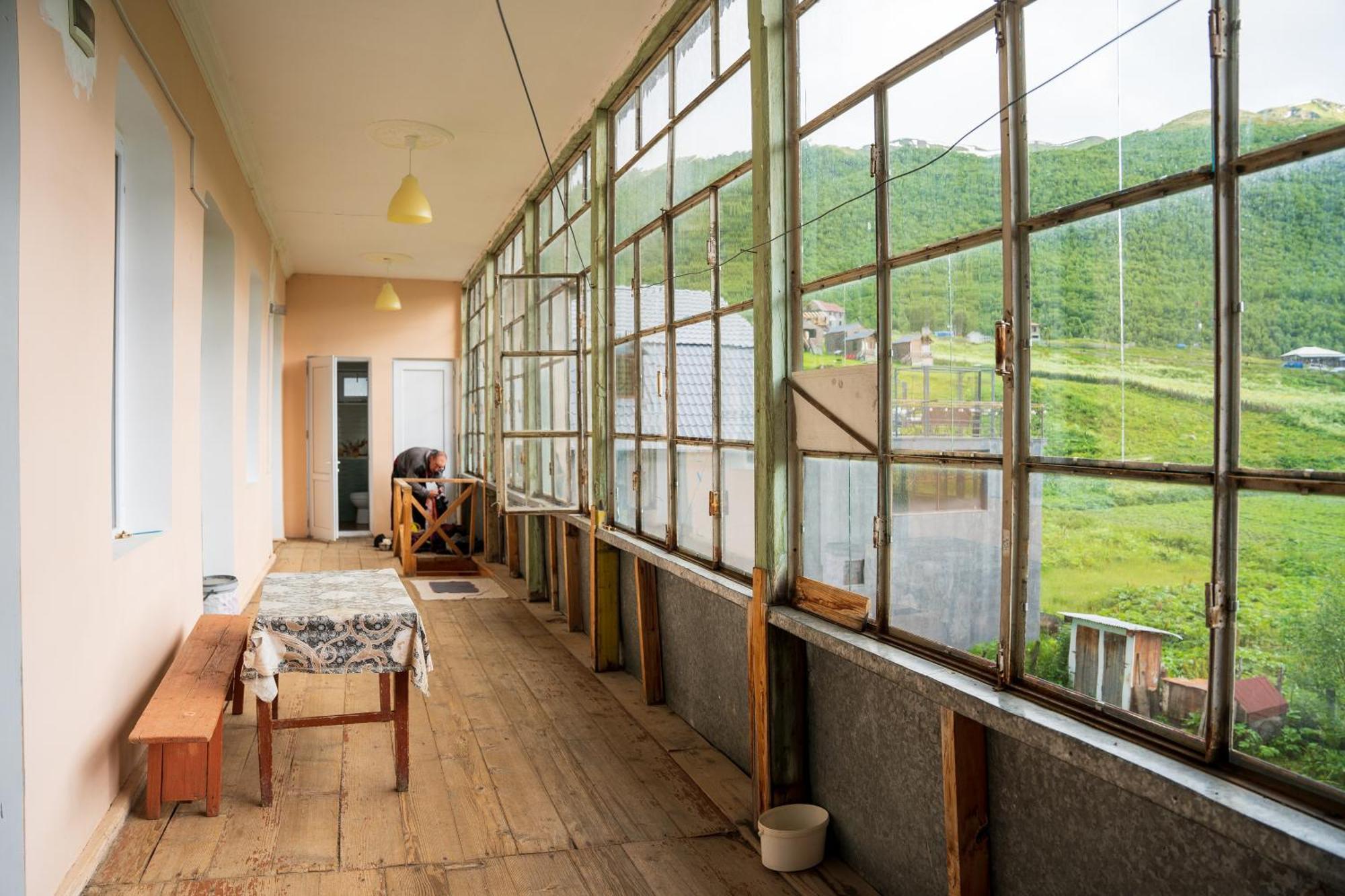 Guesthouse Svani Ushguli Ngoại thất bức ảnh