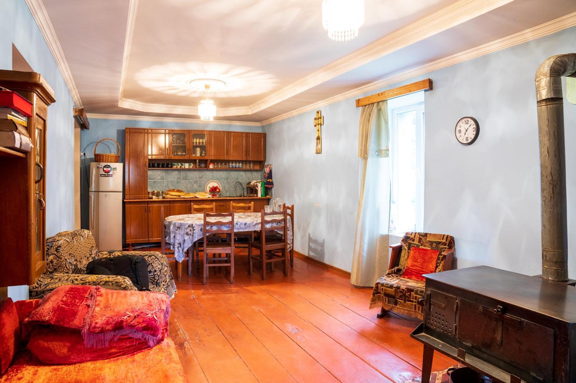 Guesthouse Svani Ushguli Ngoại thất bức ảnh