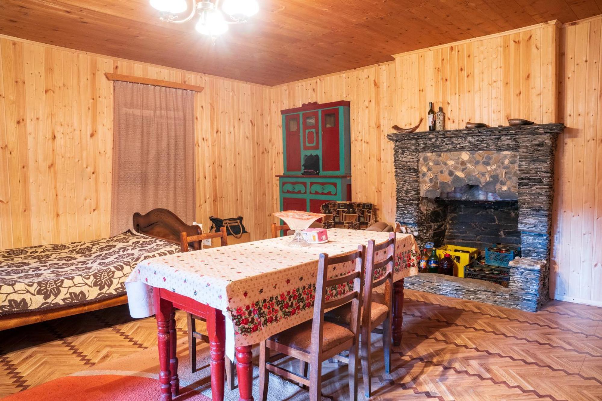 Guesthouse Svani Ushguli Ngoại thất bức ảnh
